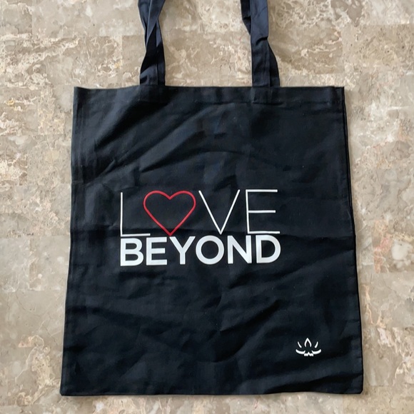 Beyond Yoga Spacedye Biker Shorts Size Small - Picture 10 of 12